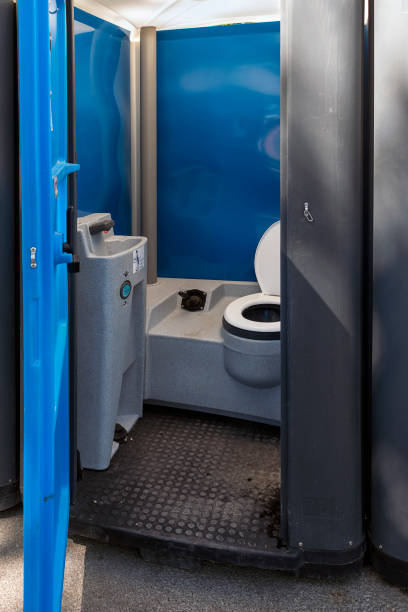 Best Best portable toilet rental  in Lake Mohegan, NY